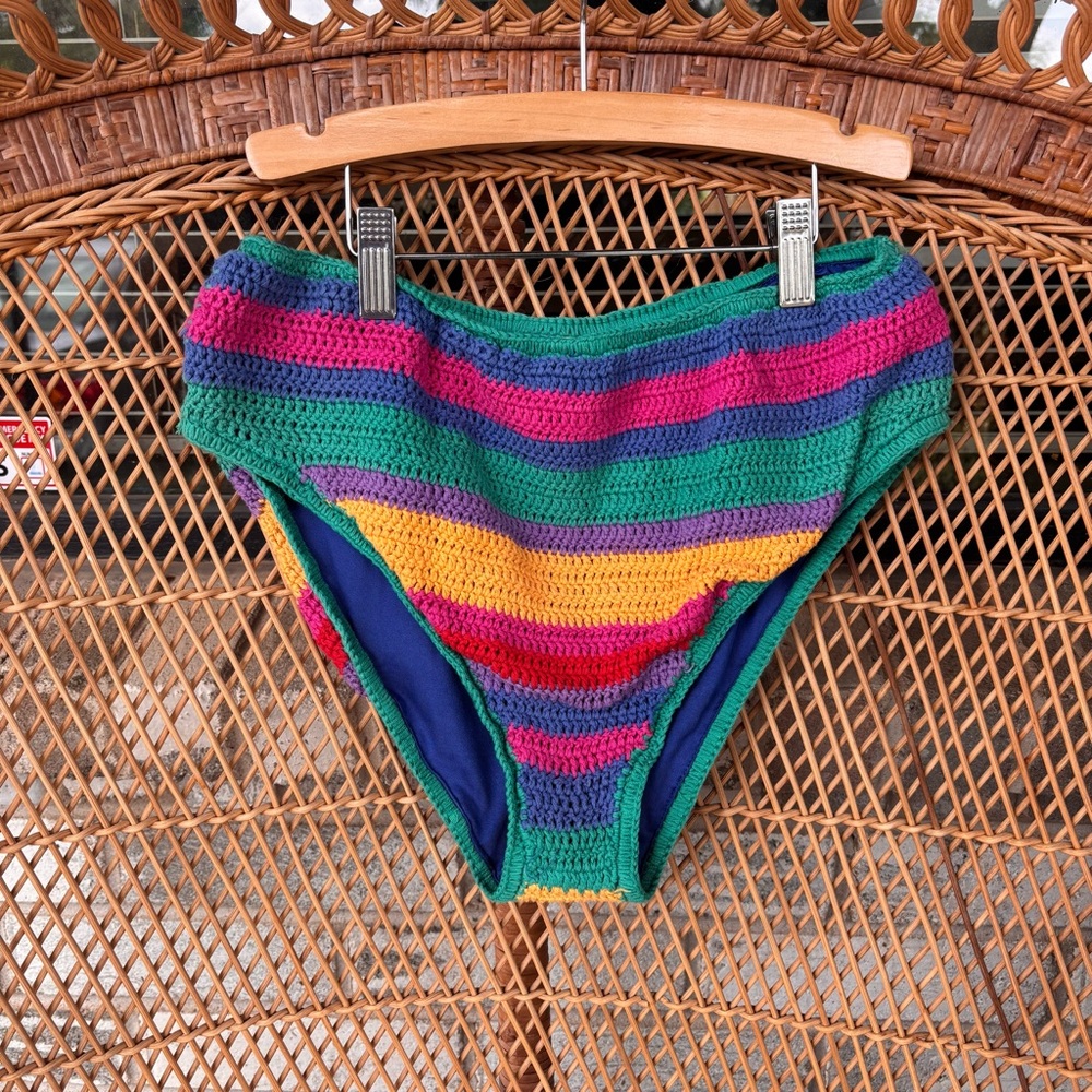 FARM Rio Bruna’s StripeMulticolor Crochet Bikini Bottom size large